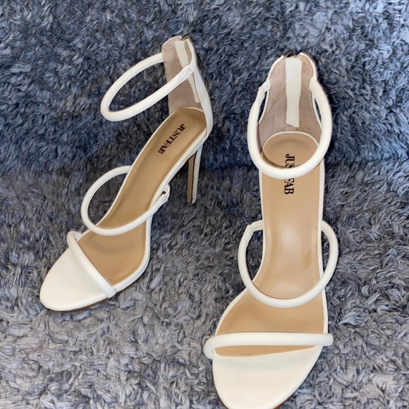 🤍 White Heels Size 6.5 Open Toe - Picture 1 of 5